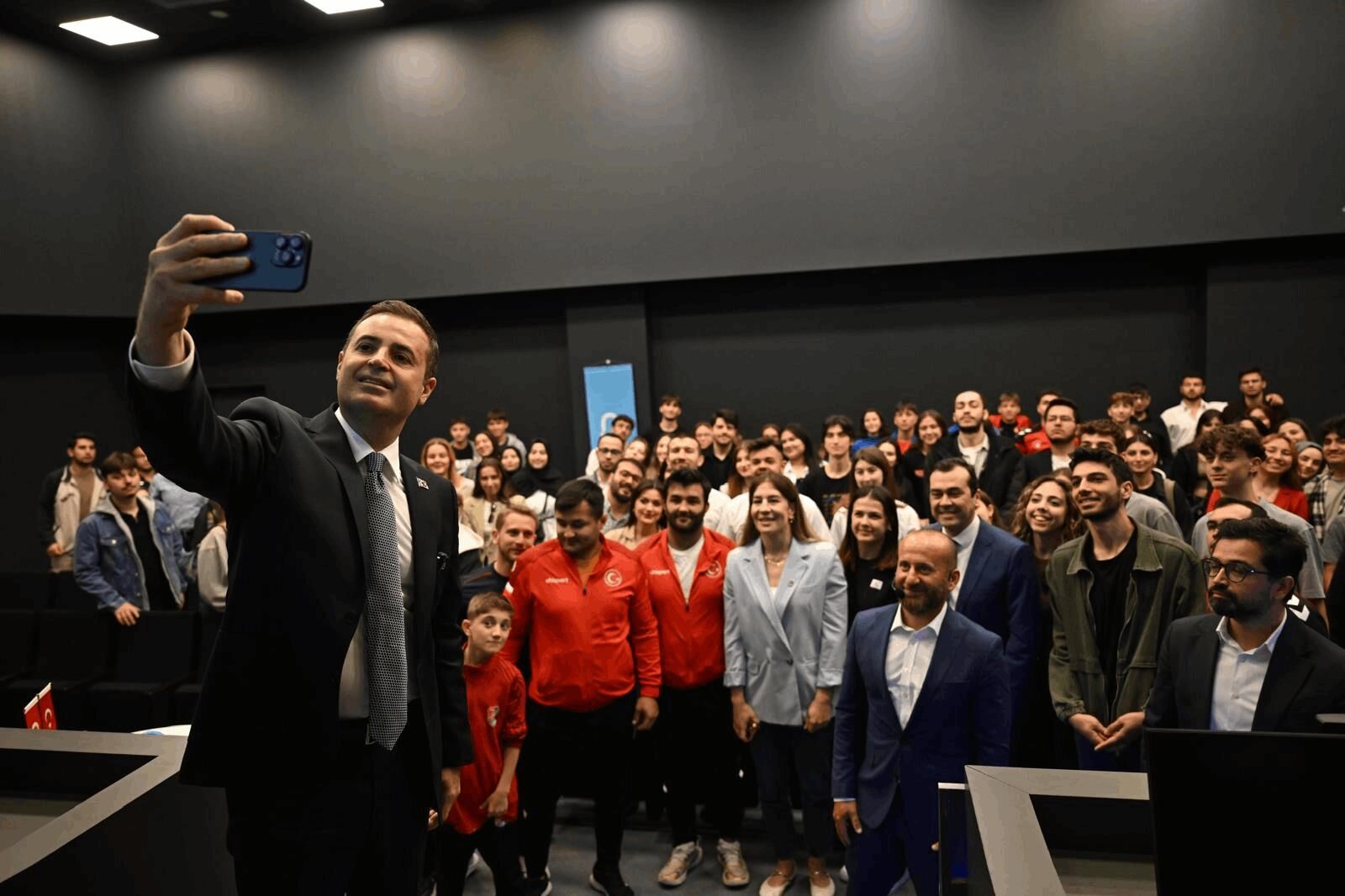 Ahmet-1