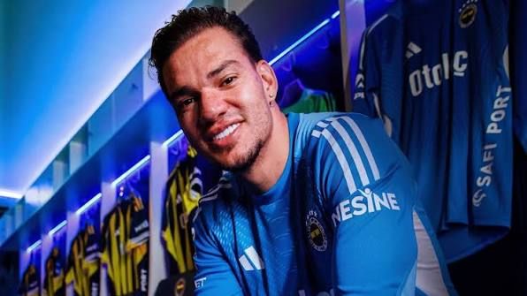 Ederson-17