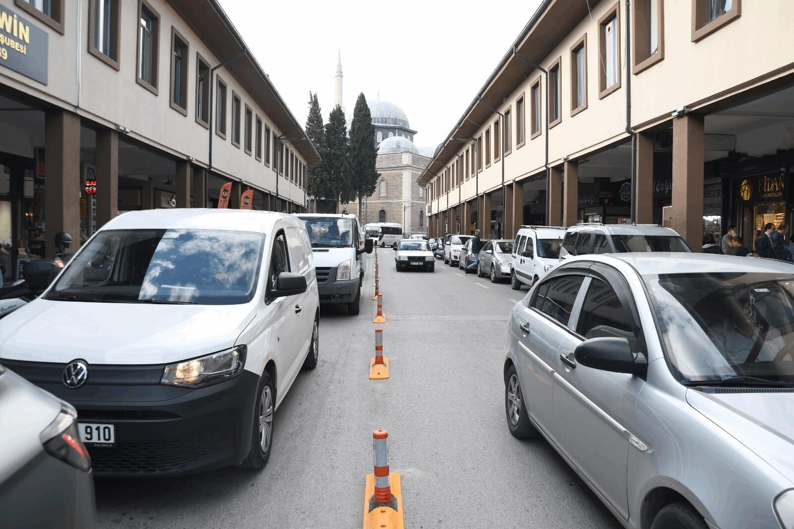 BALIKESİR’İN OTOPARK SORUNU NASIL ÇÖZÜLÜR?