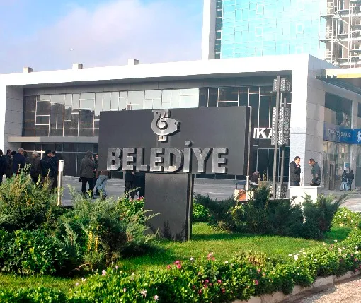 BANDIRMA BELEDİYESİ'NDEN SATILIK! 5 TAŞINMAZ İÇİN 911 MİLYON 793 BİN TL MUHAMMEN BEDEL