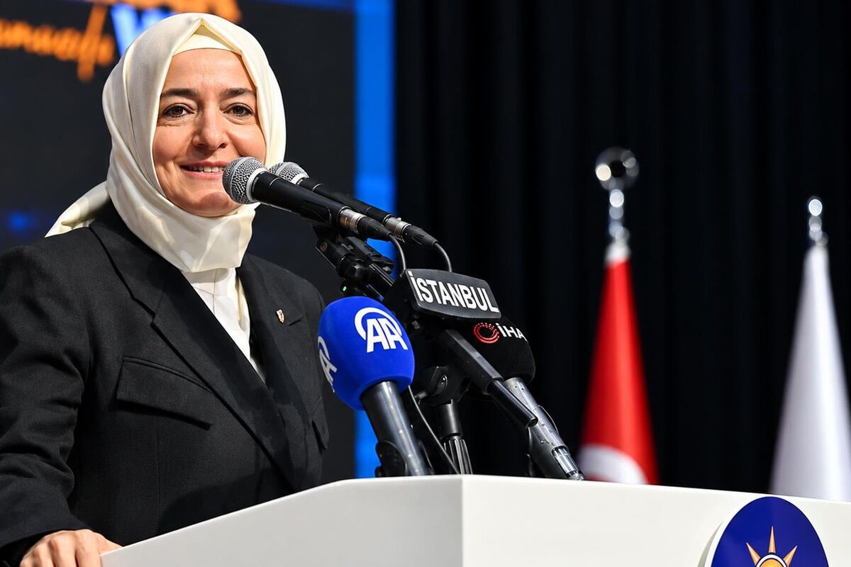 Ak Parti Genel Baskan Yardimcisi Fatma Betul