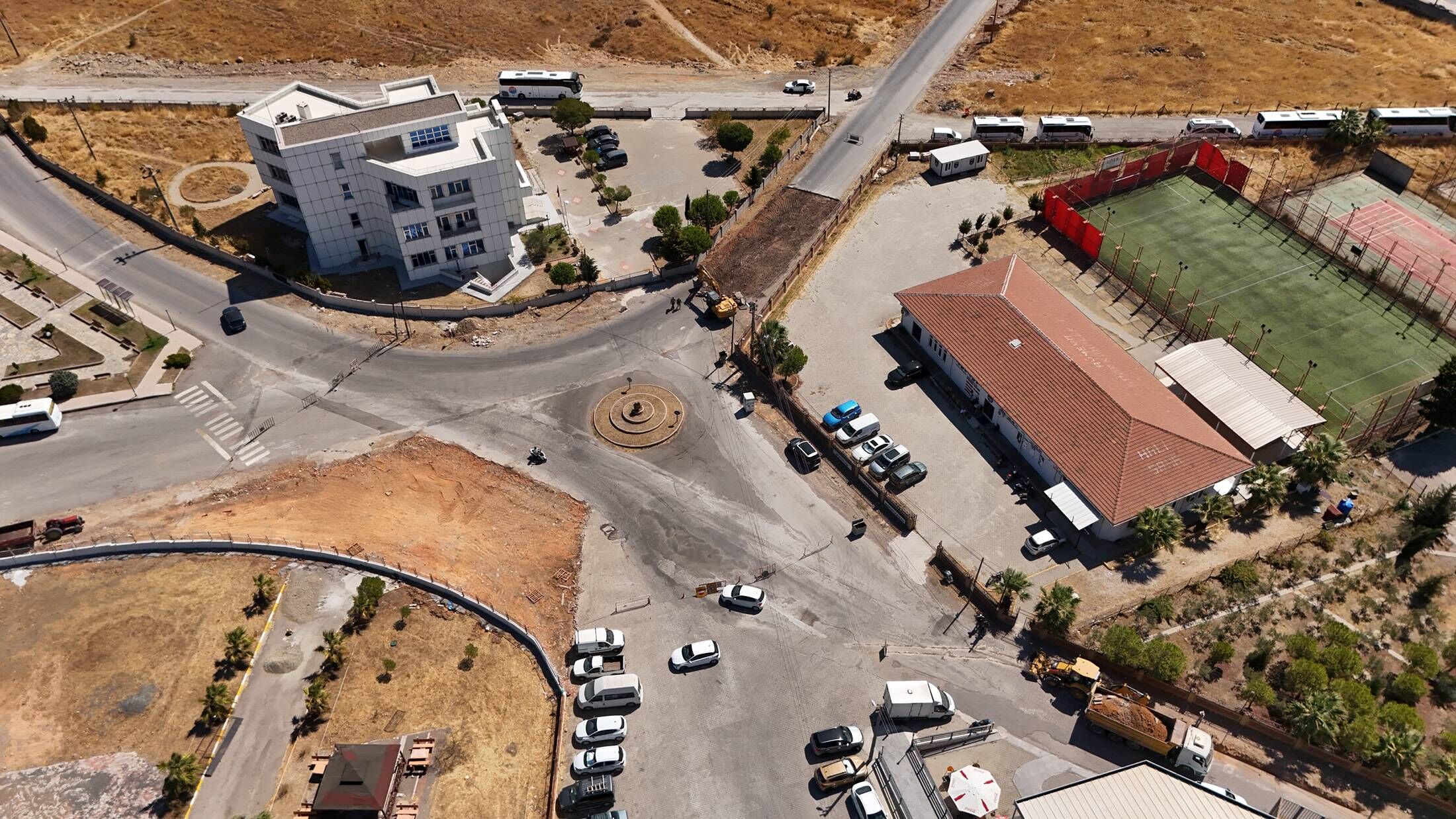 Ayvalık’ın 7. Akıllı Kavşağı Bölge Trafiğine Nefes Aldıracak (7)