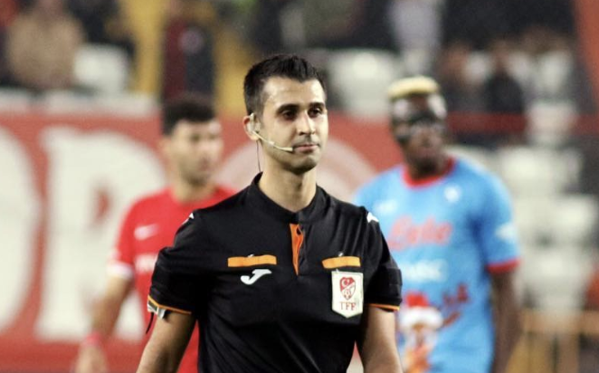Eskişehirspor - Balıkesirspor Maçının Hakemi Açıklandı! Düdük Feridun Daldaş’ta
