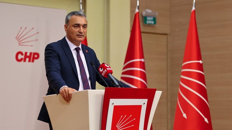 CHP MYK Sonrası Müslim Sarı'dan Mansur Yavaş Ve Özgür Özel Açıklaması: Siyasette Sıcak Saatler!