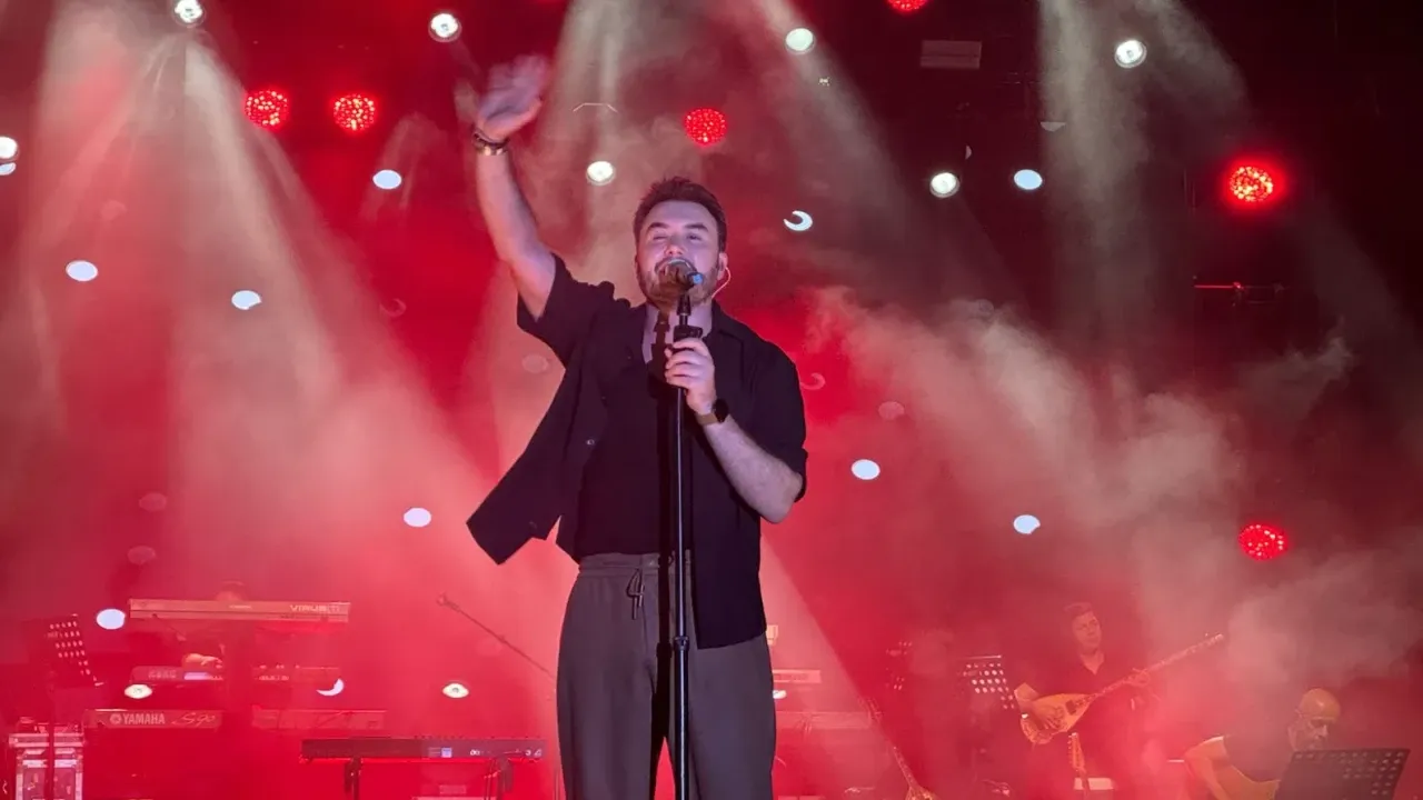 Balıkesir İvrindi’de Unutulmaz Gece: Mustafa Ceceli Konseri Ne Zaman, Saat Kaçta ve Nerede?