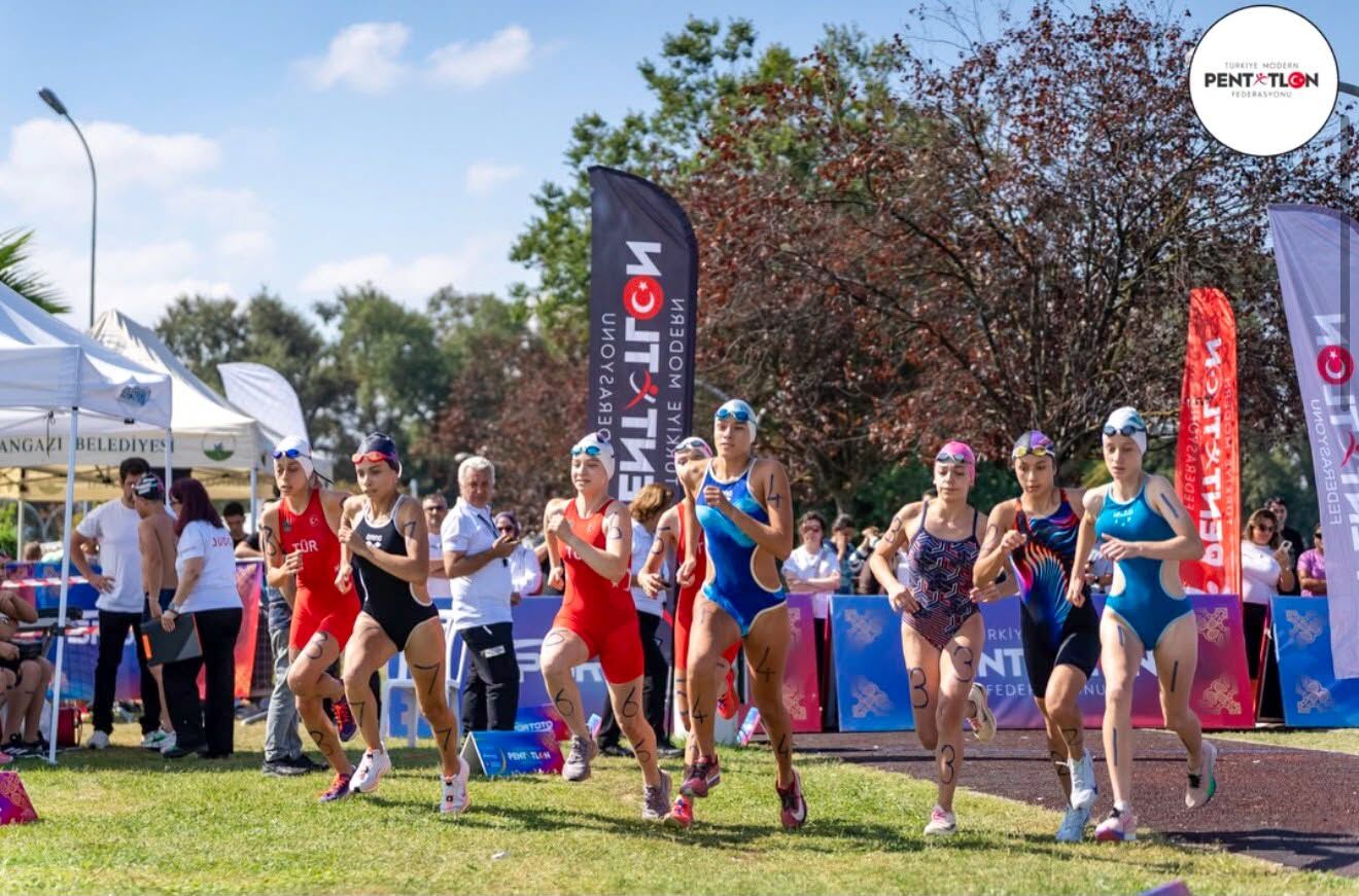 Triathle