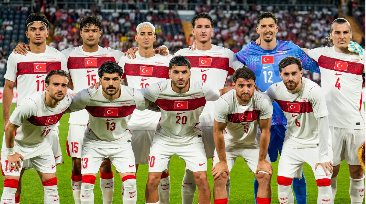 A Milli Takım'ın Fransa, İtalya ve Belçika Maçları Aday Kadrosu Açıklandı! İşte Montella'nın Seçtiği 29 Futbolcu