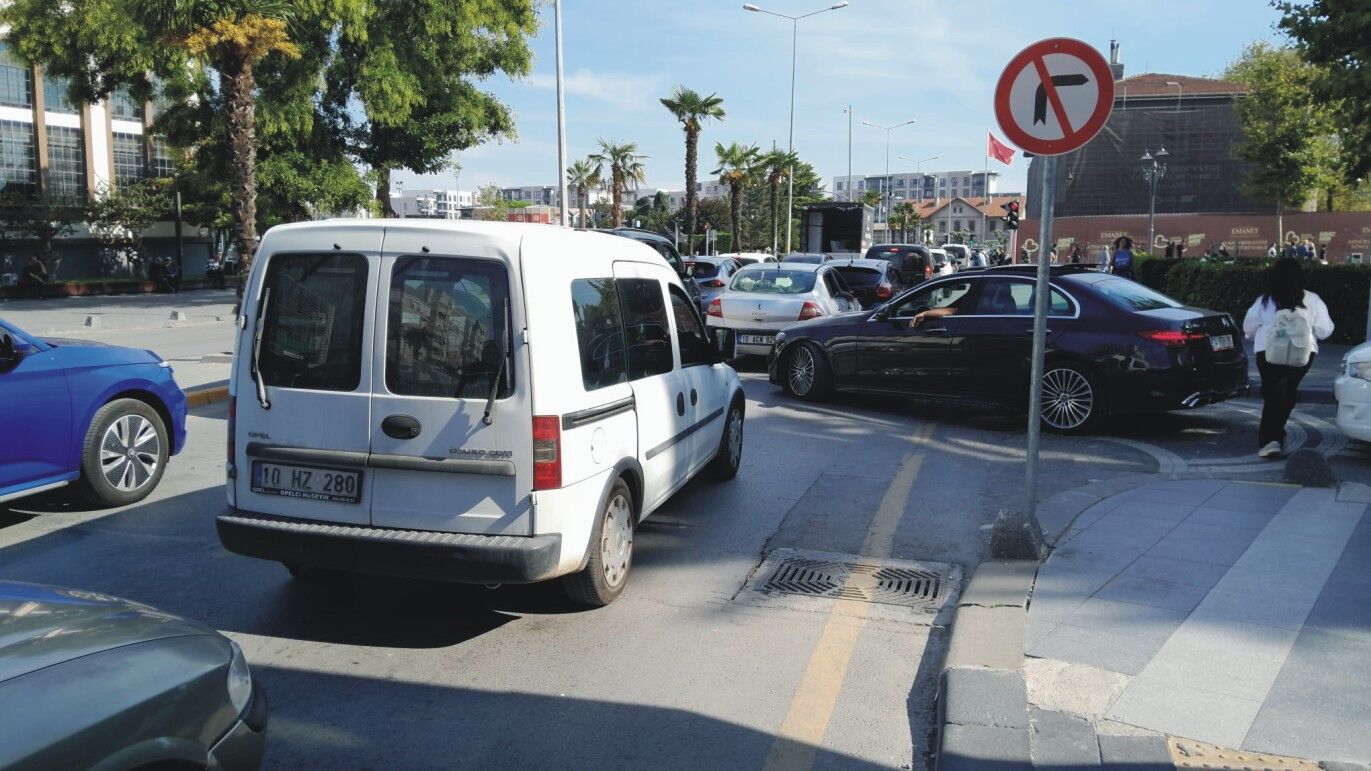 Yaya Trafik2