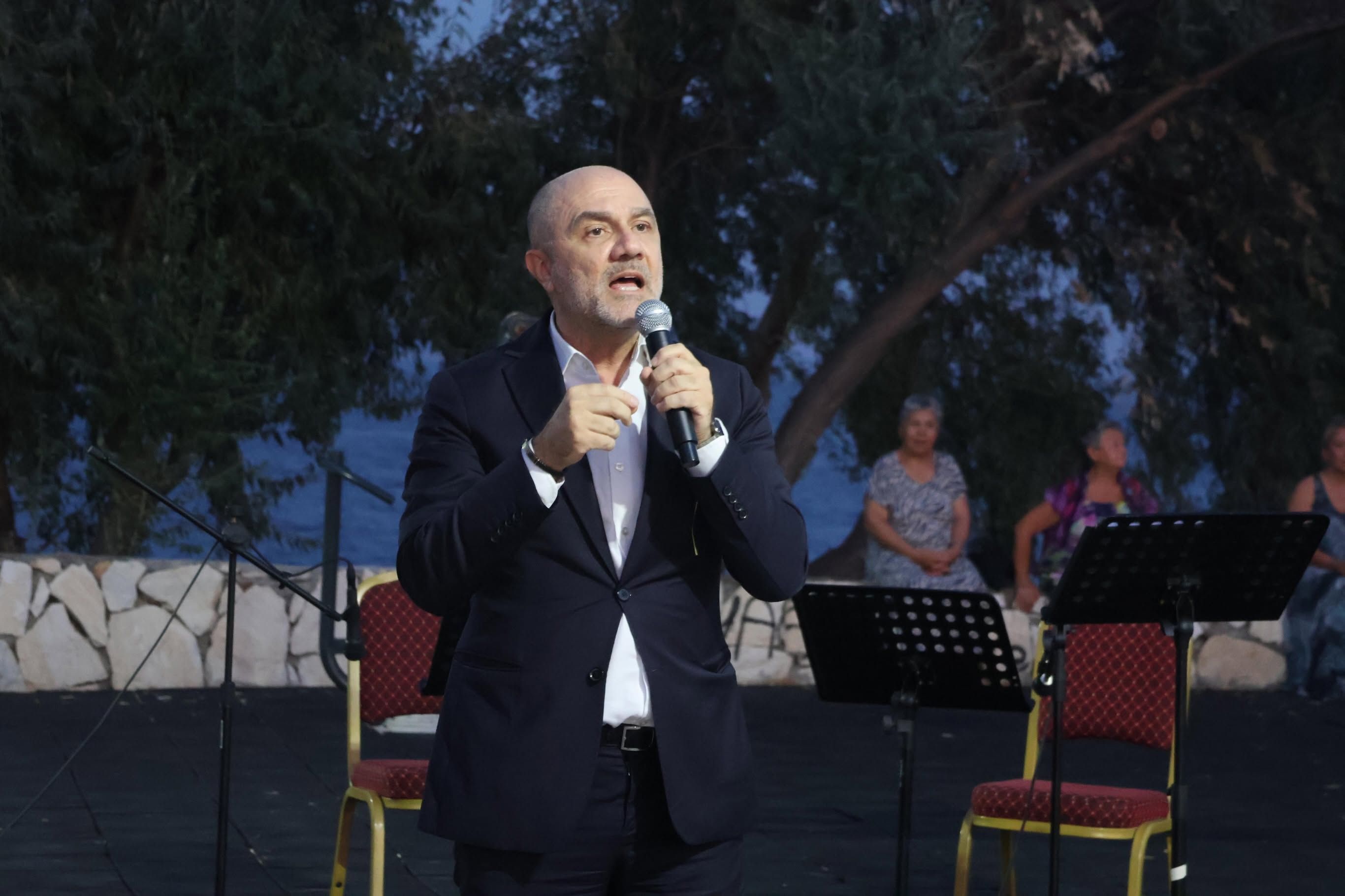Çiçeği burnunda AK Partili Başkan Aydın Dinçer’den CHP’li Büyükşehir’e hukuk resti!