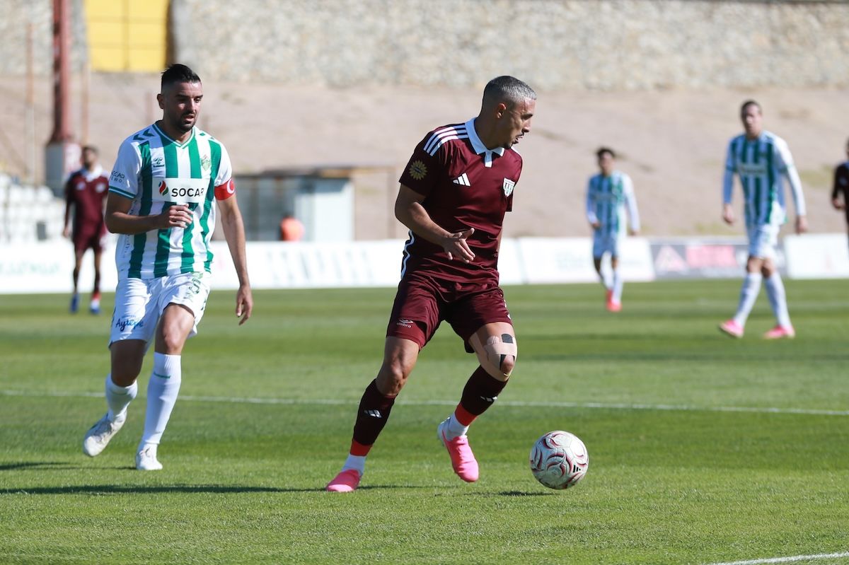 Bandırmaspor'a Kendi Evinde Büyük Şok! 10 Kişi Kalan Iğdır FK'ya Yenildi