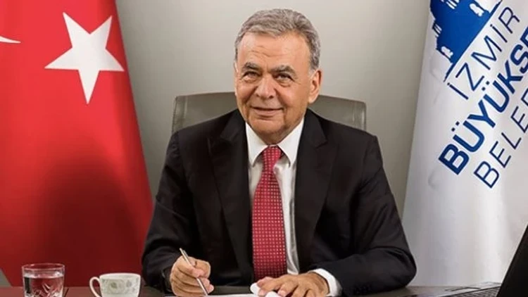İzmir Siyasetinde Aziz Kocaoğlu Sürprizi! YENİ Parti İl Başkanlığına Aday Oldu