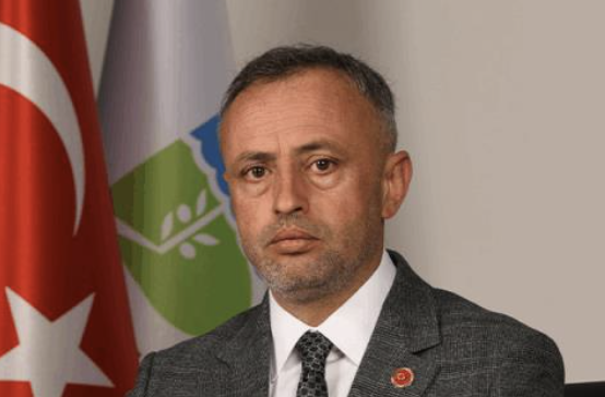 Balıkesir Büyükşehir Belediye Meclisi'nde Sürpriz İstifa! AK Partili Alper Uludağ Görevinden Ayrıldı