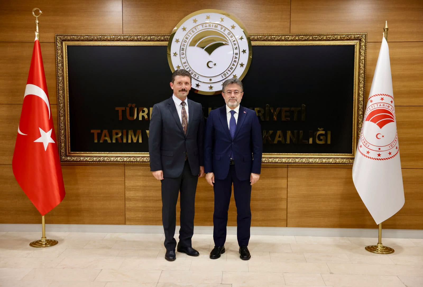 Balıkesirli Üreticilerin Sorunları Bakan Yumaklı'nın Masasında! Faruk Özen Ankara'da