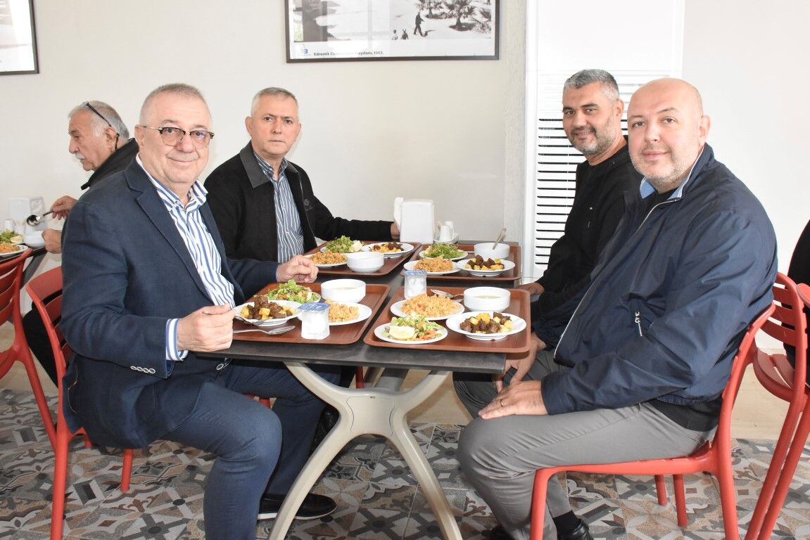 Kent Lokantasi Ve Kent Kafe Büyük İlgi̇ Görüyor (5)