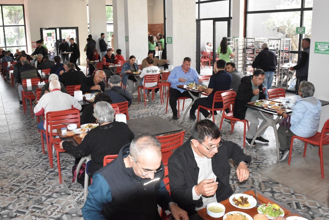 Kent Lokantasi Ve Kent Kafe Büyük İlgi̇ Görüyor (8)