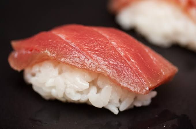 Maguro Nigiri Sushi
