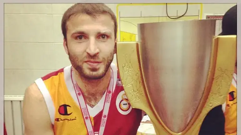 Galatasaray'da Başantrenör Belli Oldu! Sarı-Kırmızılıların Eski Yıldızı Geri Döndü