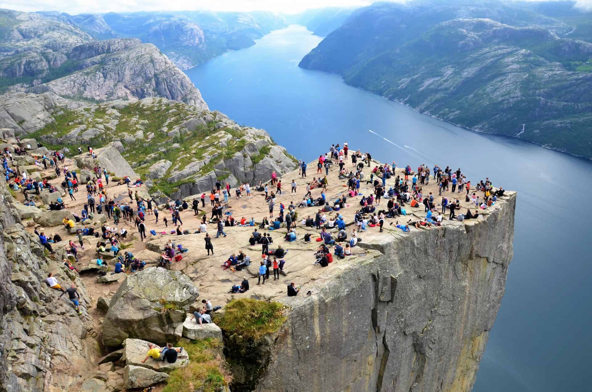 Preikestolen. Foto Helge Kjellevold 1