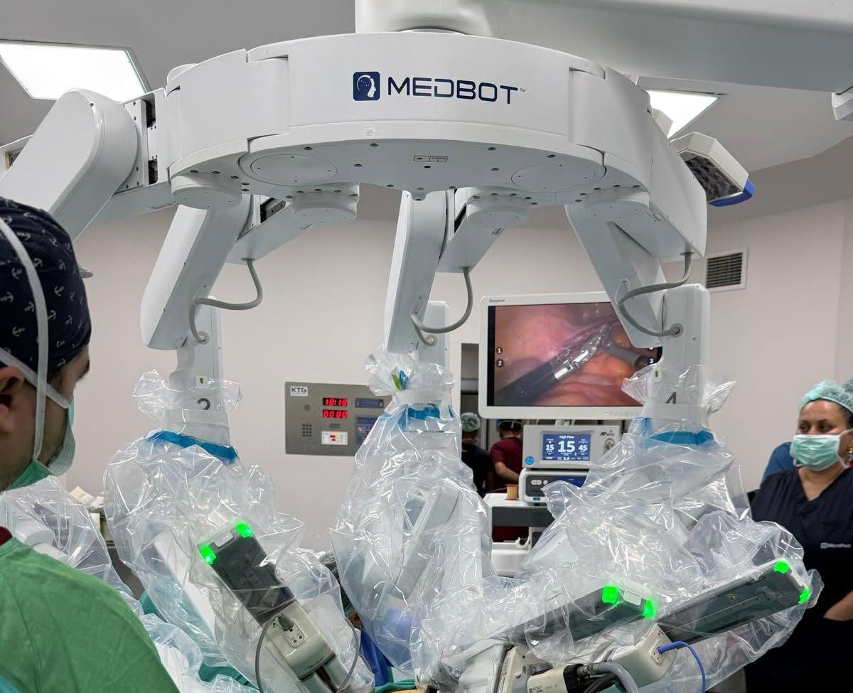 Robotik Cerrahi1