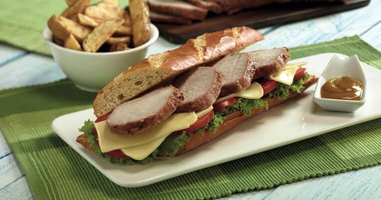 Sandwich De Lomo