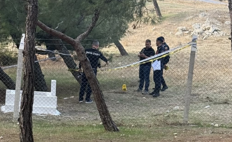 Balıkesir'deki Gizemli Mezarın Sırrı Çözüldü! Bebek Mezarı Sanılmıştı! Gerçek Açılınca Ortaya Çıktı