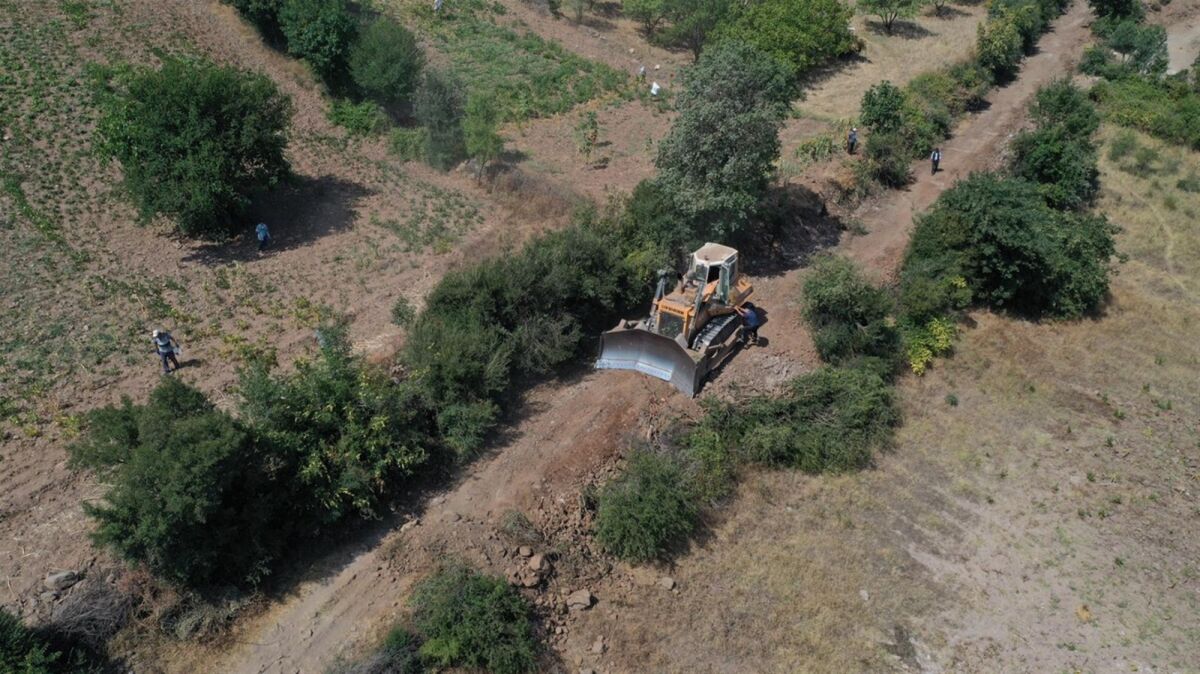 Balıkesir Büyükşehir Belediyesi çiftçinin yanında!