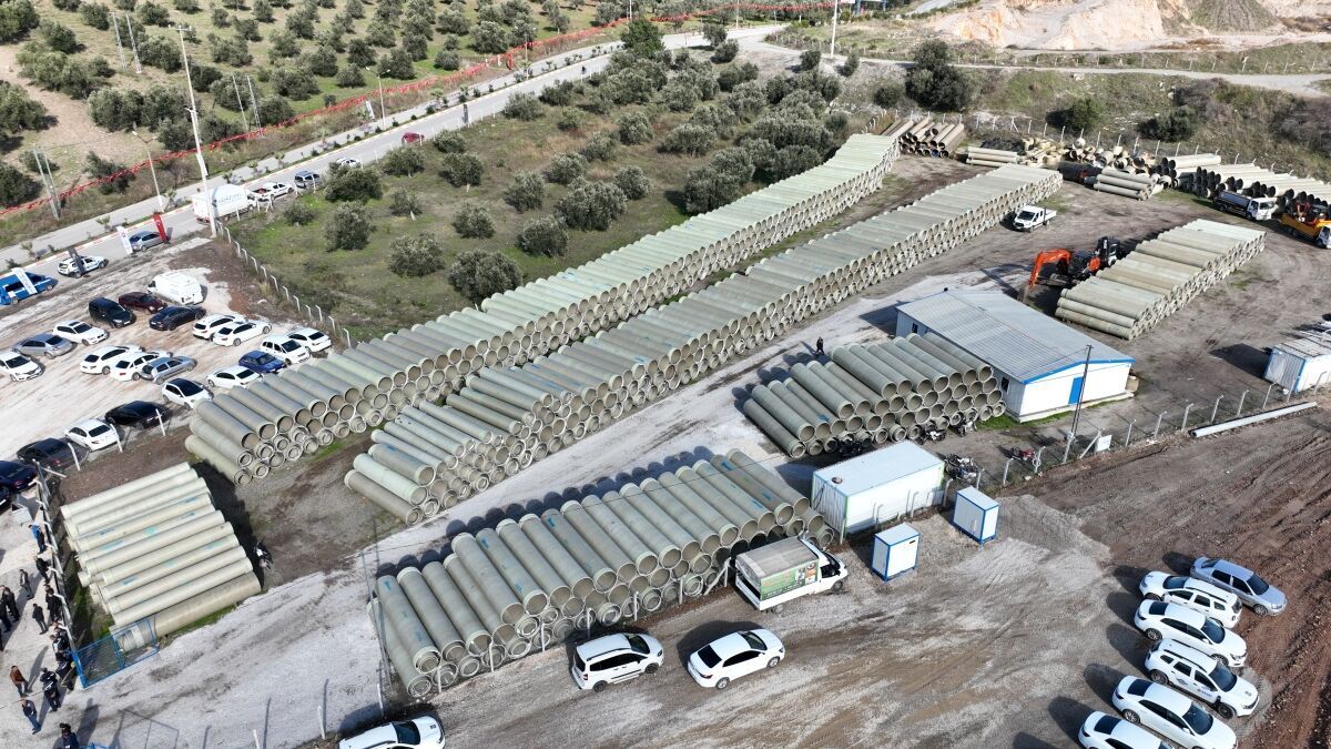 Balıkesir Büyükşehir Belediye Başkanı Yücel Yılmaz, içme suyuna yaptığı yüzde 15’lik indirimin ardından tarımsal sulamada da suya yüzde 15 indirim yaptıklarını müjdeledi.