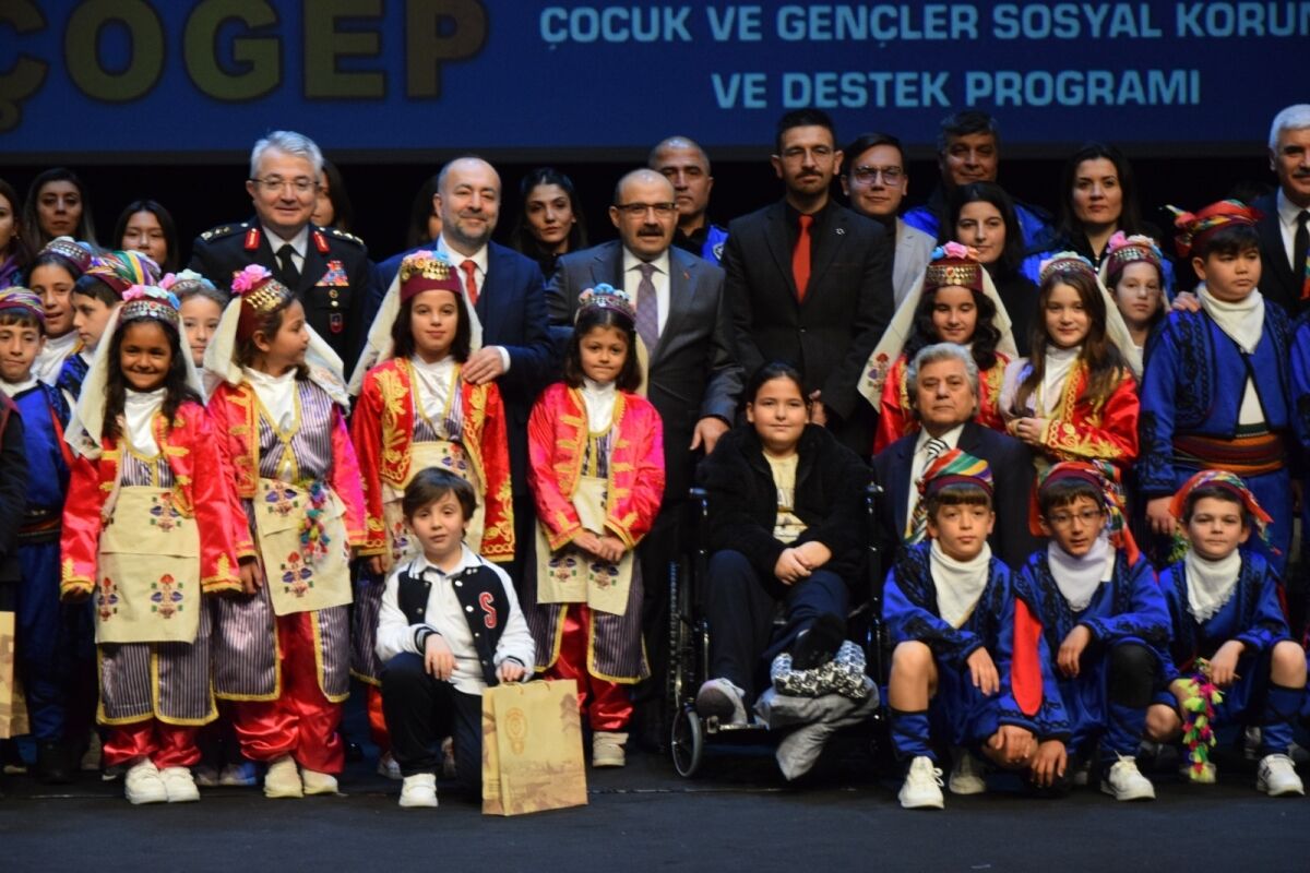 Bir Adım Bin Umut Oldu
