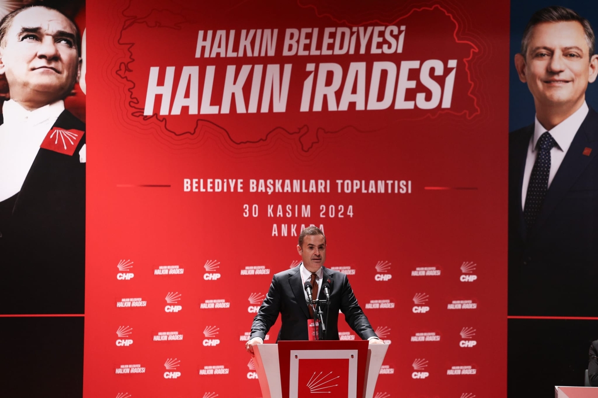 Ahmet Akın, CHP'nin düzenlediği Belediye Başkanları Toplantısına katıldı!