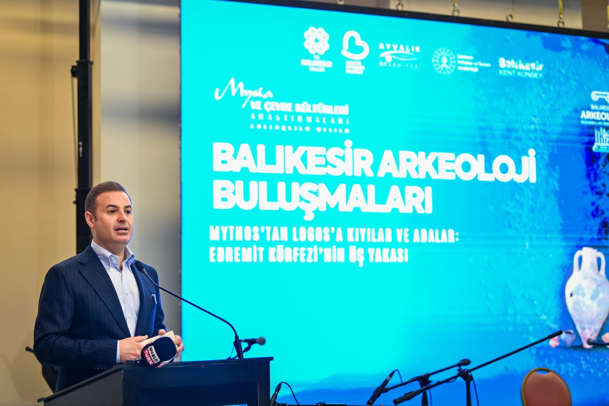 Ayvalık'ta '5. Balıkesir Arkeoloji Buluşmaları Sempozyumu' başladı