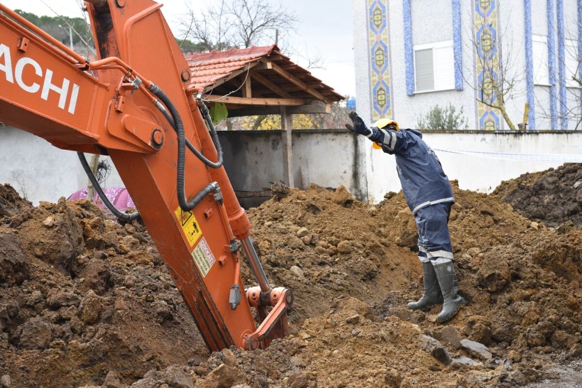 Bigadiçliler istedi Ahmet Akın yaptı!