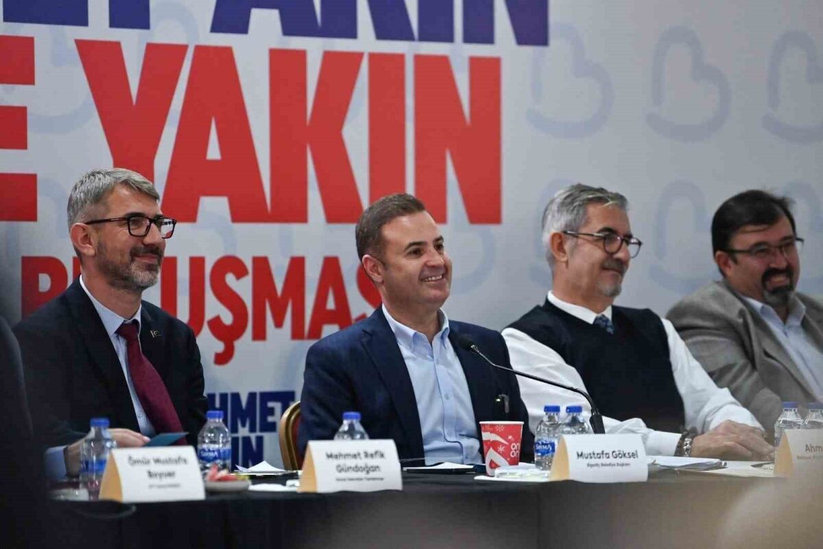Bigadiçliler istedi Ahmet Akın yaptı!