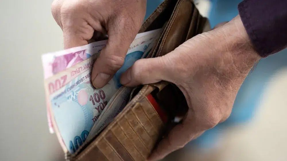 '2025 en düşük emekli maaşı zam oranları'