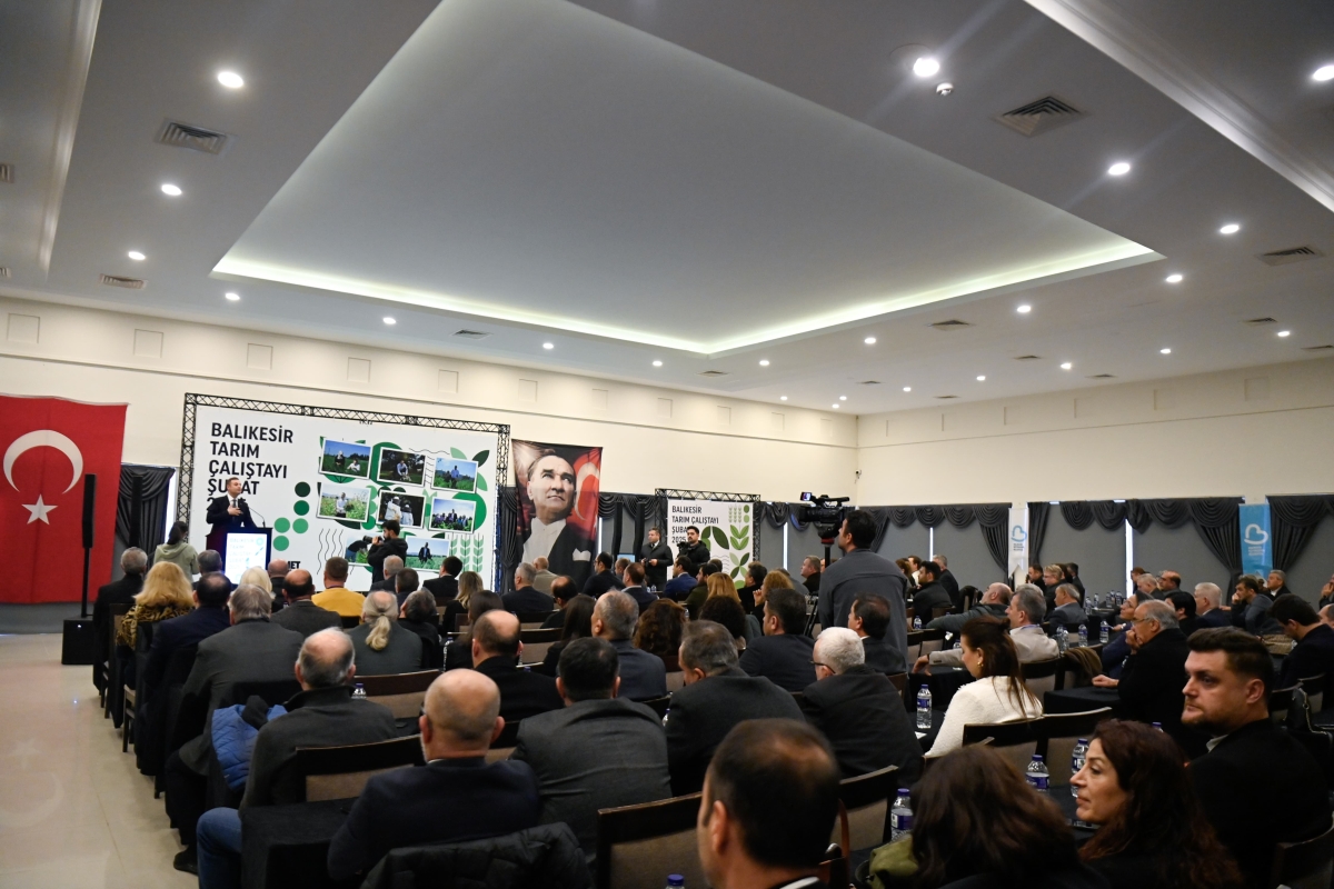 Balıkesir’de Tarımın Geleceği konuşuldu: 'Zengin Toprakların Zengin Çiftçileri Olacağız'