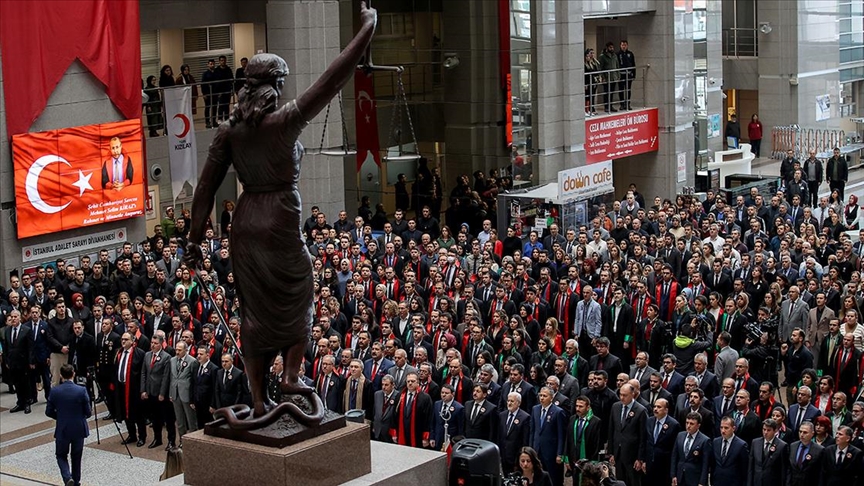 Şehit Savcı Mehmet Selim Kiraz, İstanbul Adalet Sarayı'nda Anıldı